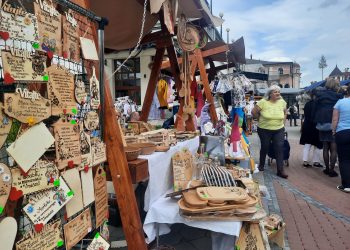 Piatok v znamení hudby, tanca, remeselníkov aj novej publikácie 