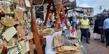 Piatok v znamení hudby, tanca, remeselníkov aj novej publikácie 