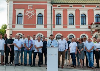 Podpisy pod primátorskú kandidatúru začal zbierať aj Ľubomír Kubáň