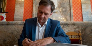 Na primátora Ružomberka kandiduje aj Ján Bednárik