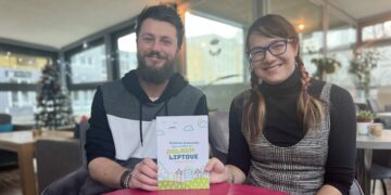 Adriana a Ján z Komjatnej vytvorili veľkoformátovú knihu pre deti inšpirovanú slovenskými tradíciami