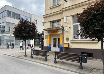 V lete by už mohli Ružomberčania využívať bezbariérový vstup na poštu 