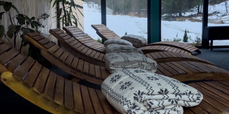 Partia Ružomberčanov vybudovala komunitnú saunu priamo v horách