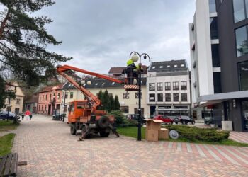 V Ružomberku prebieha výmena verejného osvetlenia