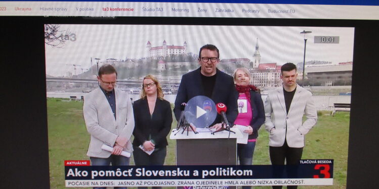 Ružomberská päťka Referendum 23 chce riešiť problémy spoločnosti