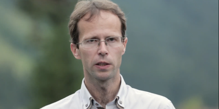 Ivan Rončák: Poslanec nemá riešiť nesvietiace lampy v meste